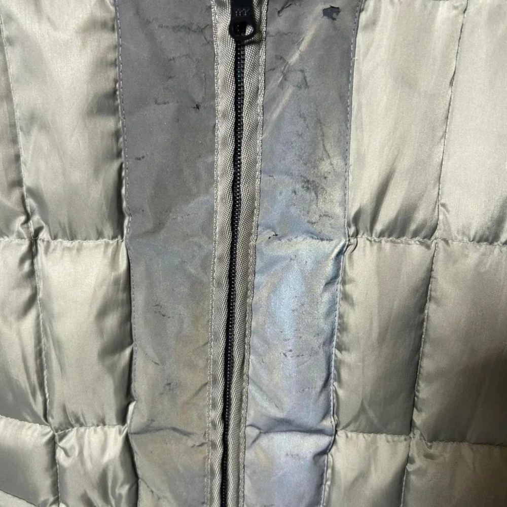 Vintage Nike Jacket Reflective Puffer Detailing Light olive green‎  Mens XL